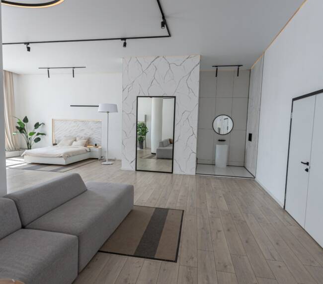 Minimalismo cálido en el corazón de Barcelona