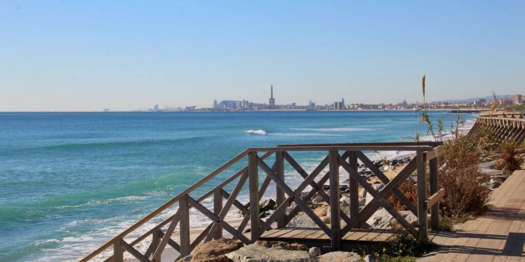 Puertas y parquets en El Masnou
Descubrir El Masnou, exclusividad mediterránea con historia y encanto
Un entorno costero que combina tradición marinera, patrimonio modernista y una excelente oferta residencial junto al Mediterráneo.