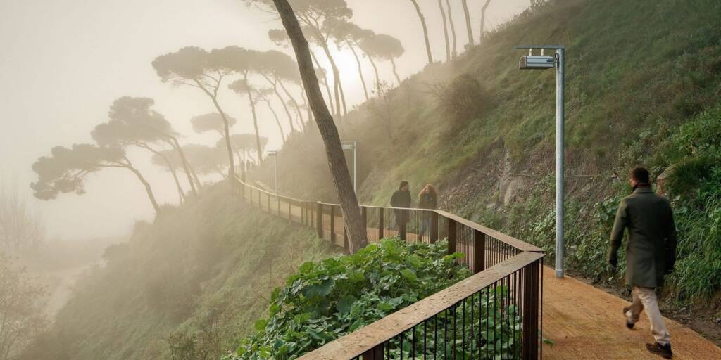 Puertas y parquets en Montcada i Reixac
Montcada i Reixac: naturaleza, historia y conexión directa con Barcelona
Montcada i Reixac es un municipio con alta calidad de vida, situado al pie de la Serra de Collserola y perfectamente comunicado con el centro de Barcelona.